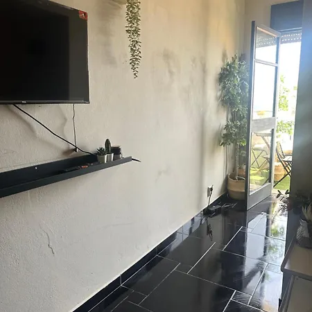 Apartment Holidays *